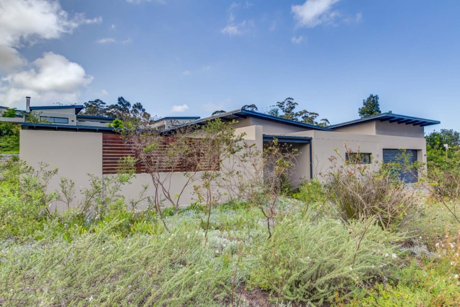 3 Bedroom Property for Sale in Simola Western Cape